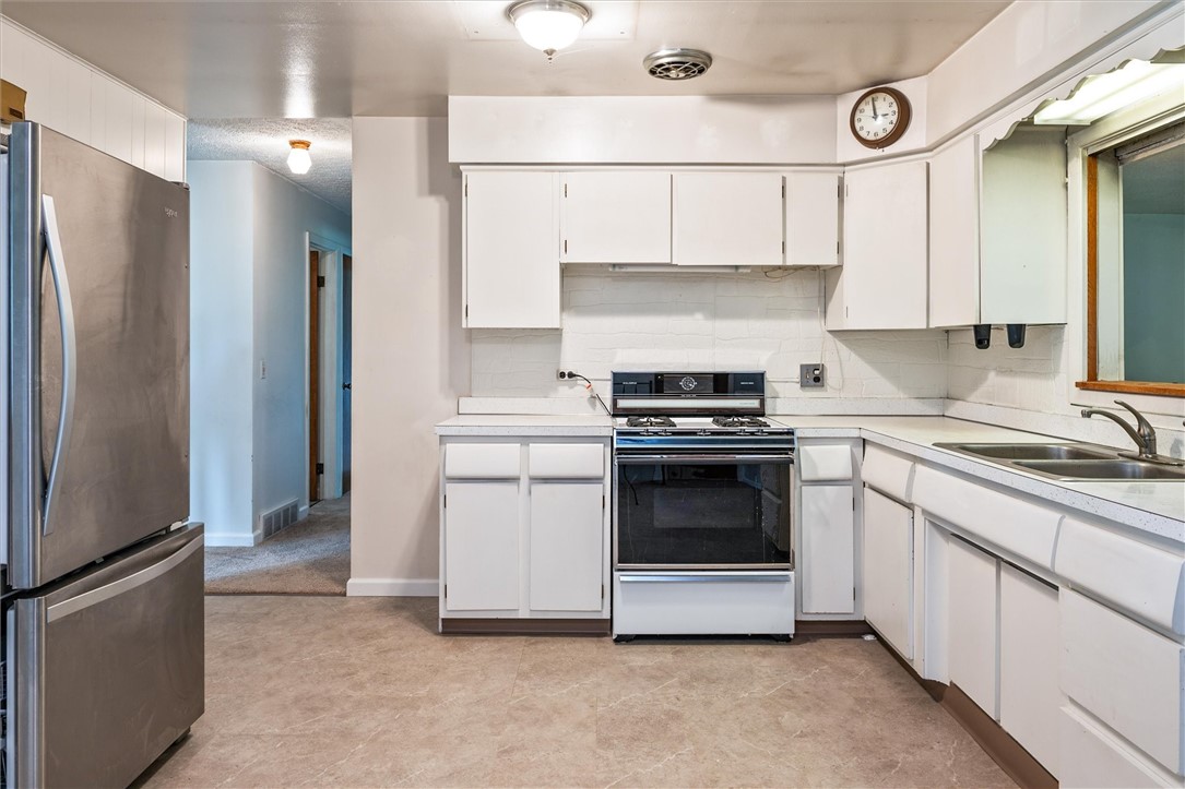 176 Wildbriar Road Rochester, NY 14623 - Photo 10 of 45