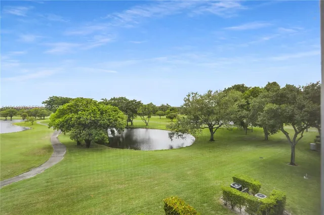 a view of a lake with houses