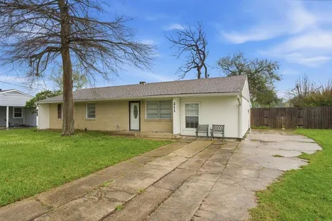 $145,000 | 211 Michigan Avenue, Sulphur, LA 70663
