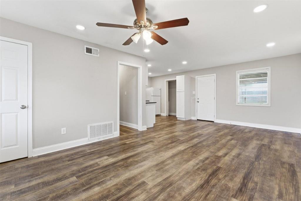 211 Michigan Avenue Sulphur, LA 70663 - Photo 2 of 20