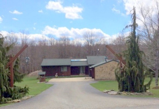 218 Pioneer Road Franklin, PA 16323 - Photo 1 of 1 Gallery Image 1