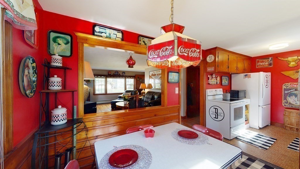 8 Lindor Road North Reading, MA 01864 - Photo 8 of 22 Gallery Image 8
