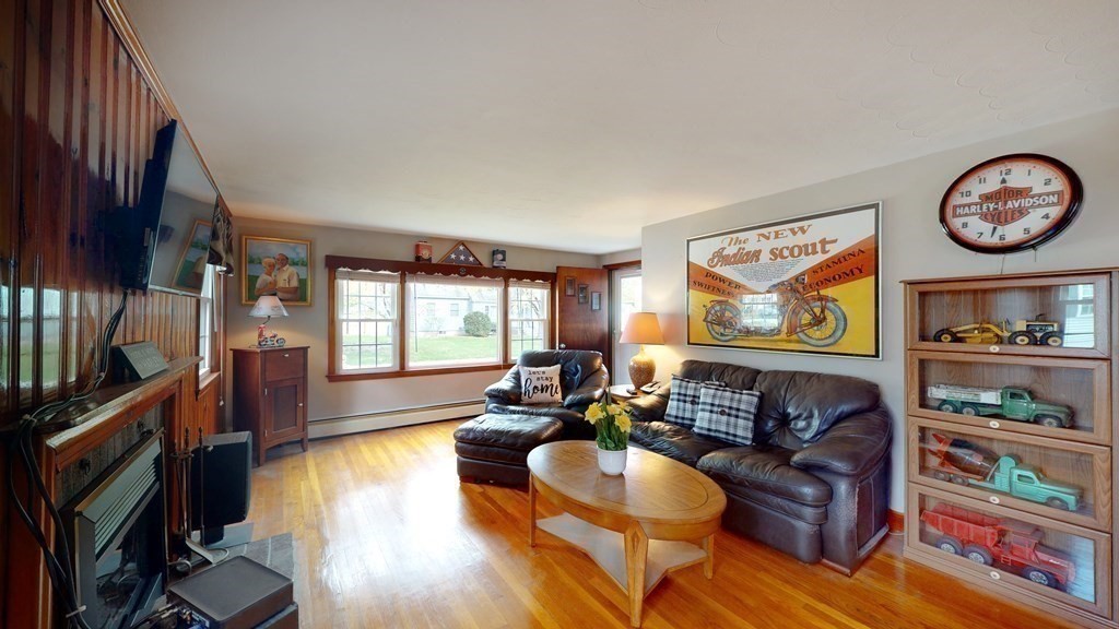 8 Lindor Road North Reading, MA 01864 - Photo 9 of 22 Gallery Image 9