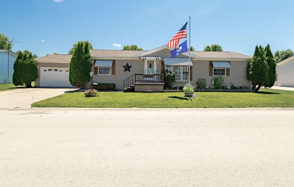 $100,000 | 5519 Autumnash Lane, Machesney Park, IL 61115