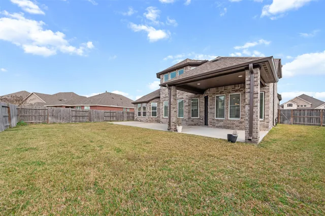 $3,900 | 1984 Highland Meadows Drive, Pearland, TX 77089