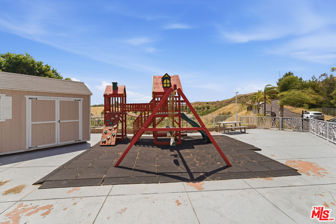 12570 Bull Canyon Road Granada Hills, CA 91344 - Photo 22 of 24