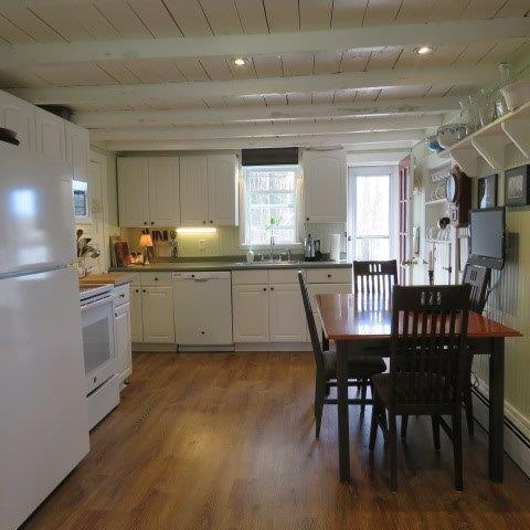 1 Old Port Road Kennebunk, ME 04043 - Photo 6 of 29 6 Kitchen