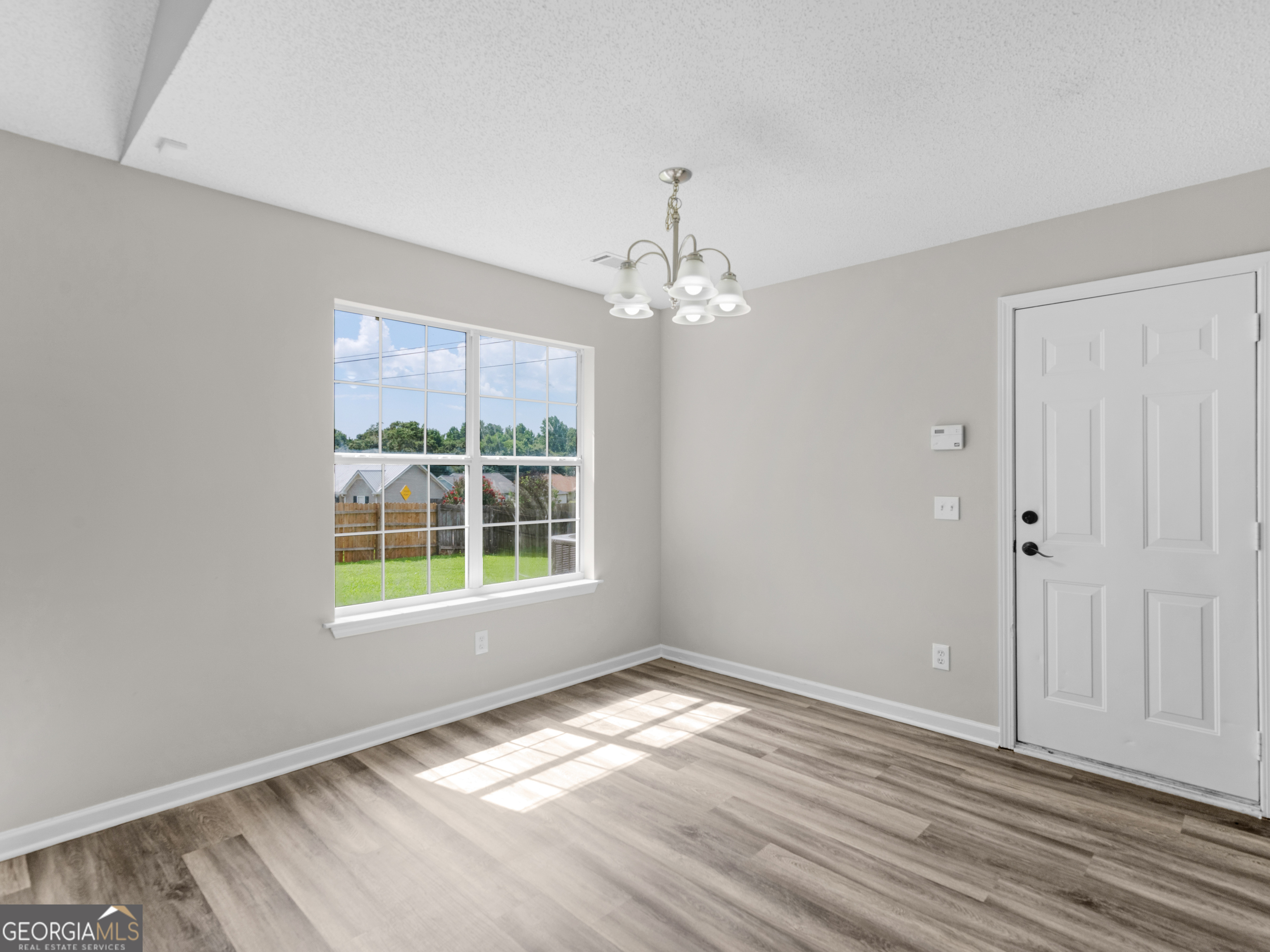 360 Regal Road Jackson, GA 30233 - Photo 9 of 29