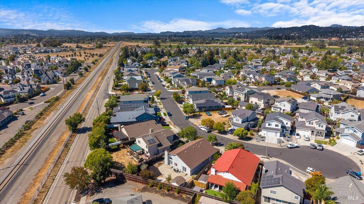 1698 Randon Way Santa Rosa, CA 95403 - Photo 62 of 68 Gallery Image 62