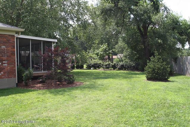 4409 Kinloch Road Louisville, KY 40207 - Photo 2 of 23 2