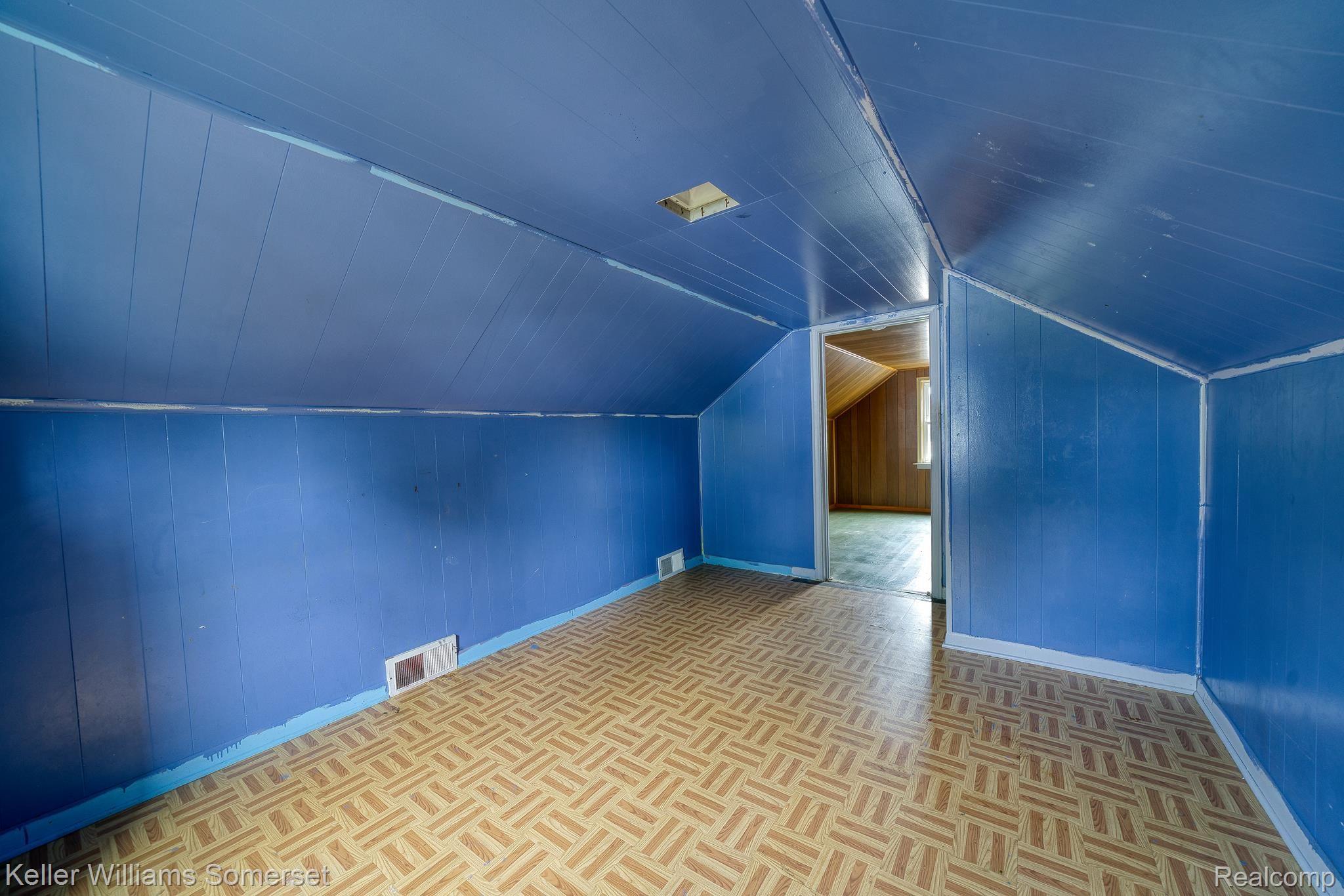 8485 Stephens Road Center Line, MI 48015 - Photo 22 of 27 Gallery Image 22