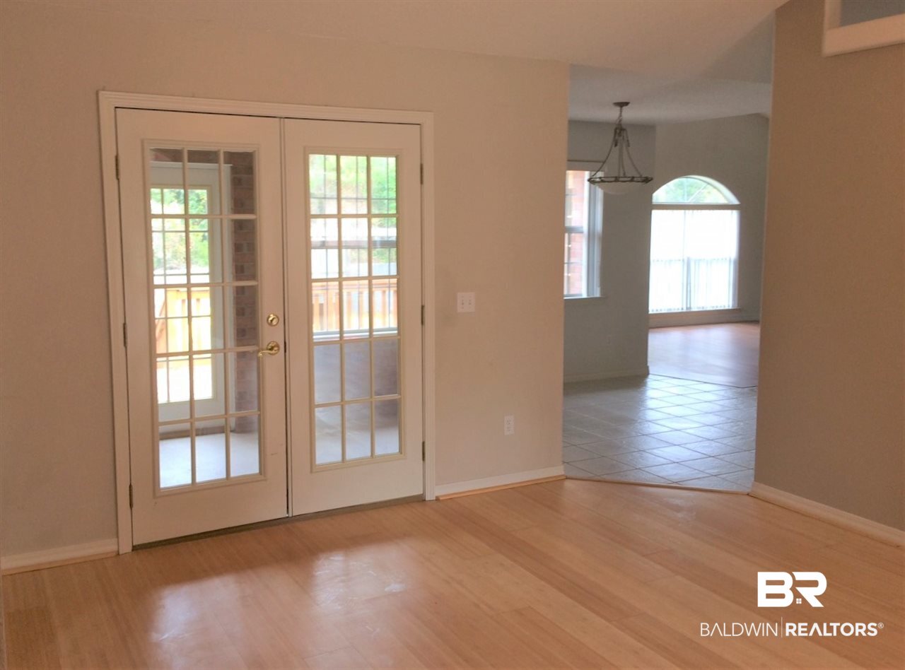 7954 Castle Pointe Way Pensacola, FL 32506 - Photo 8 of 38