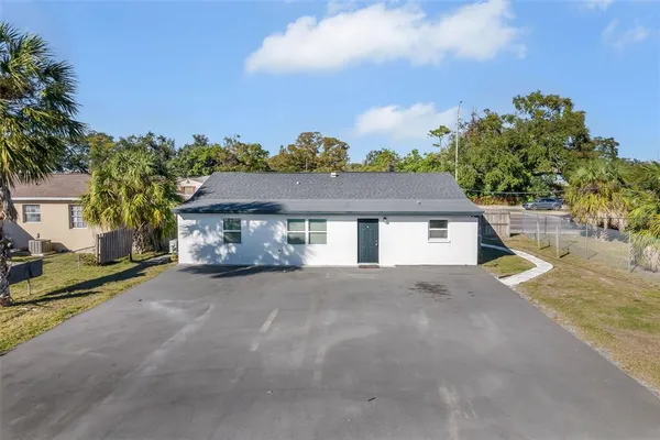 $399,500 | 2140 22nd Avenue North, St. Petersburg, FL 33713