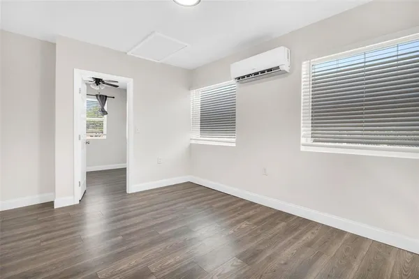 $399,500 | 2140 22nd Avenue North, St. Petersburg, FL 33713