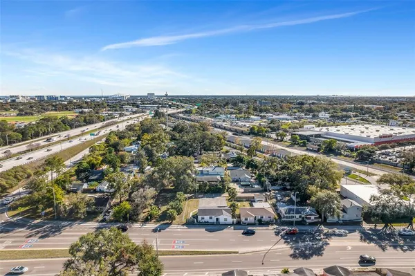 $399,500 | 2140 22nd Avenue North, St. Petersburg, FL 33713