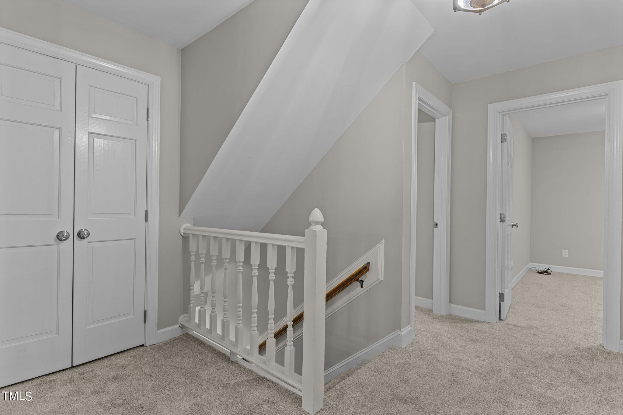 8112 Running Cedar Trail Raleigh, NC 27615 - Photo 23 of 54 Hall 2nd floor