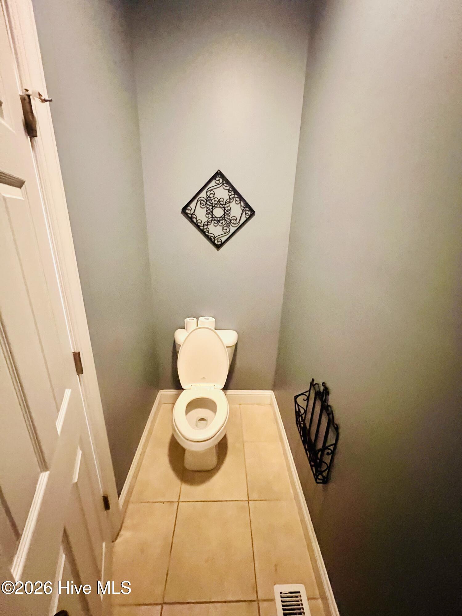 1223 Hammocks Beach Road Swansboro, NC 28584 - Photo 7 of 26 IMG_6411