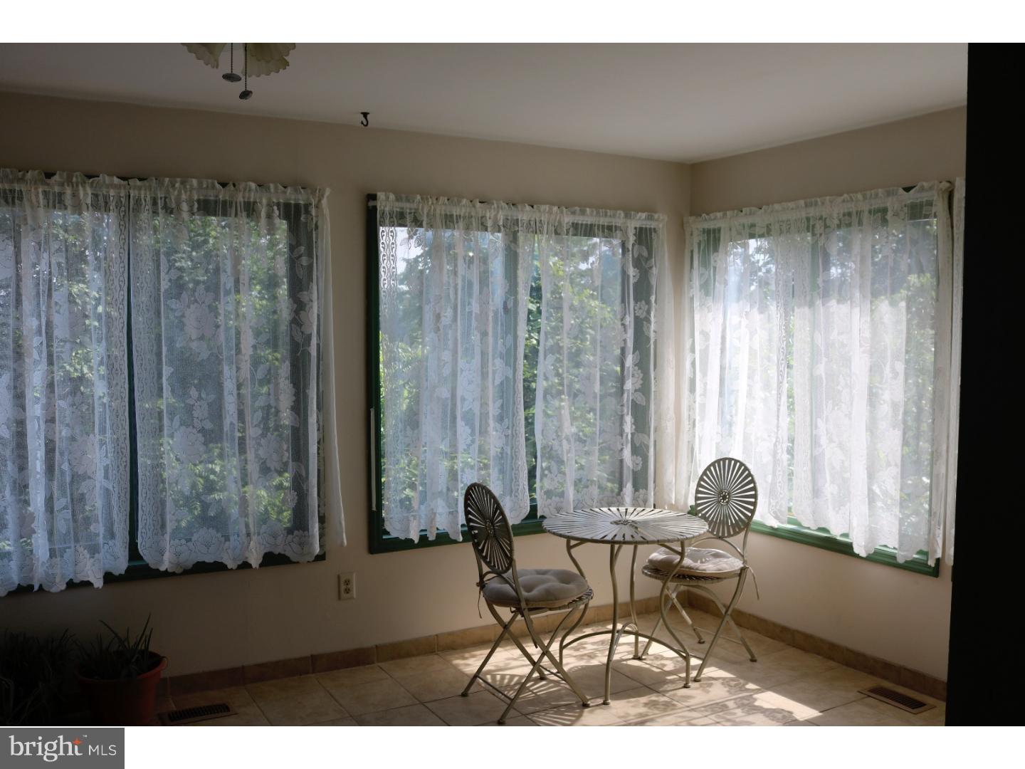 201 Miller Road Reading, PA 19608 - Photo 11 of 25 Sun Room