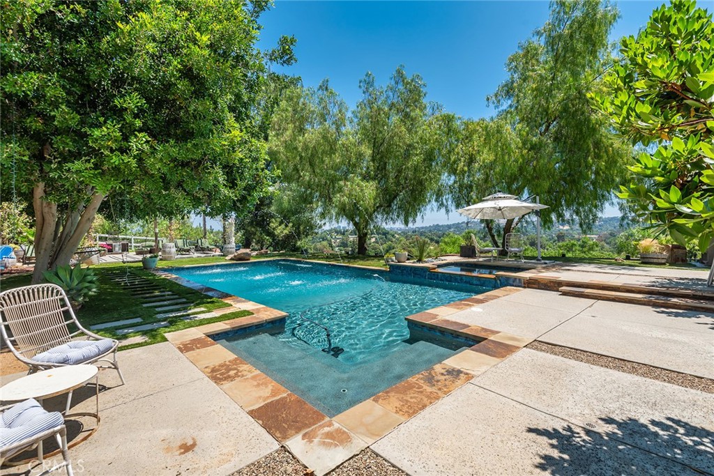 5207 Saddle Creek Road Hidden Hills, CA 91302 - Photo 38 of 54 a view of yard with tree s