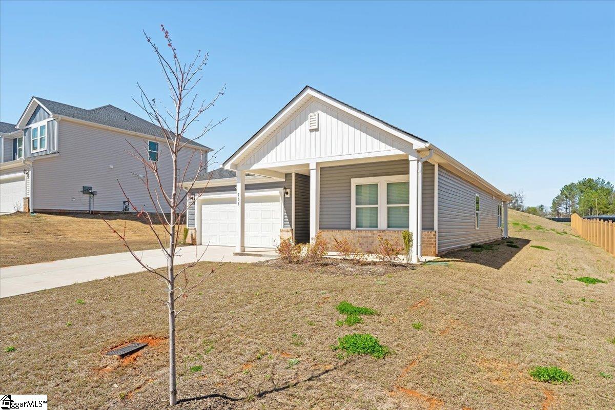 106 Purcell Way Easley, SC 29642 - Photo 3 of 39