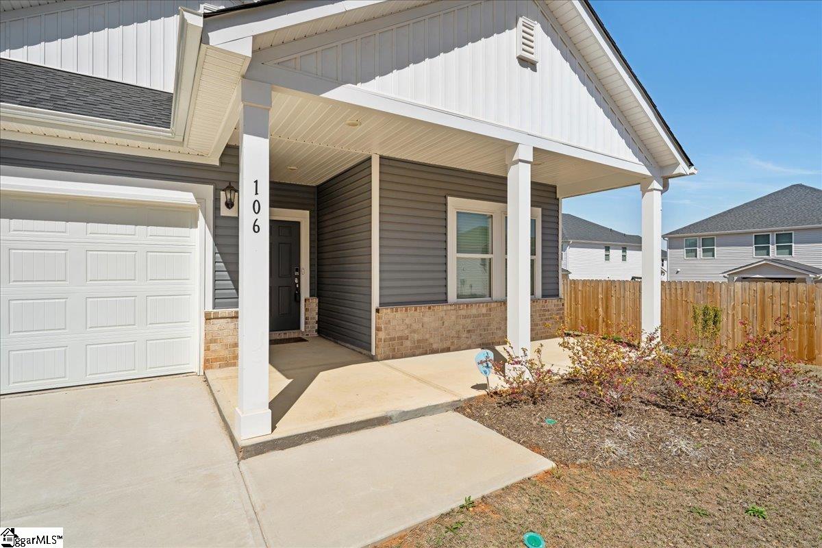 106 Purcell Way Easley, SC 29642 - Photo 4 of 39