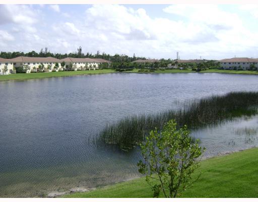 936 Imperial Lake Road West Palm Beach, FL 33413 - Photo 2 of 6 Additional Photo