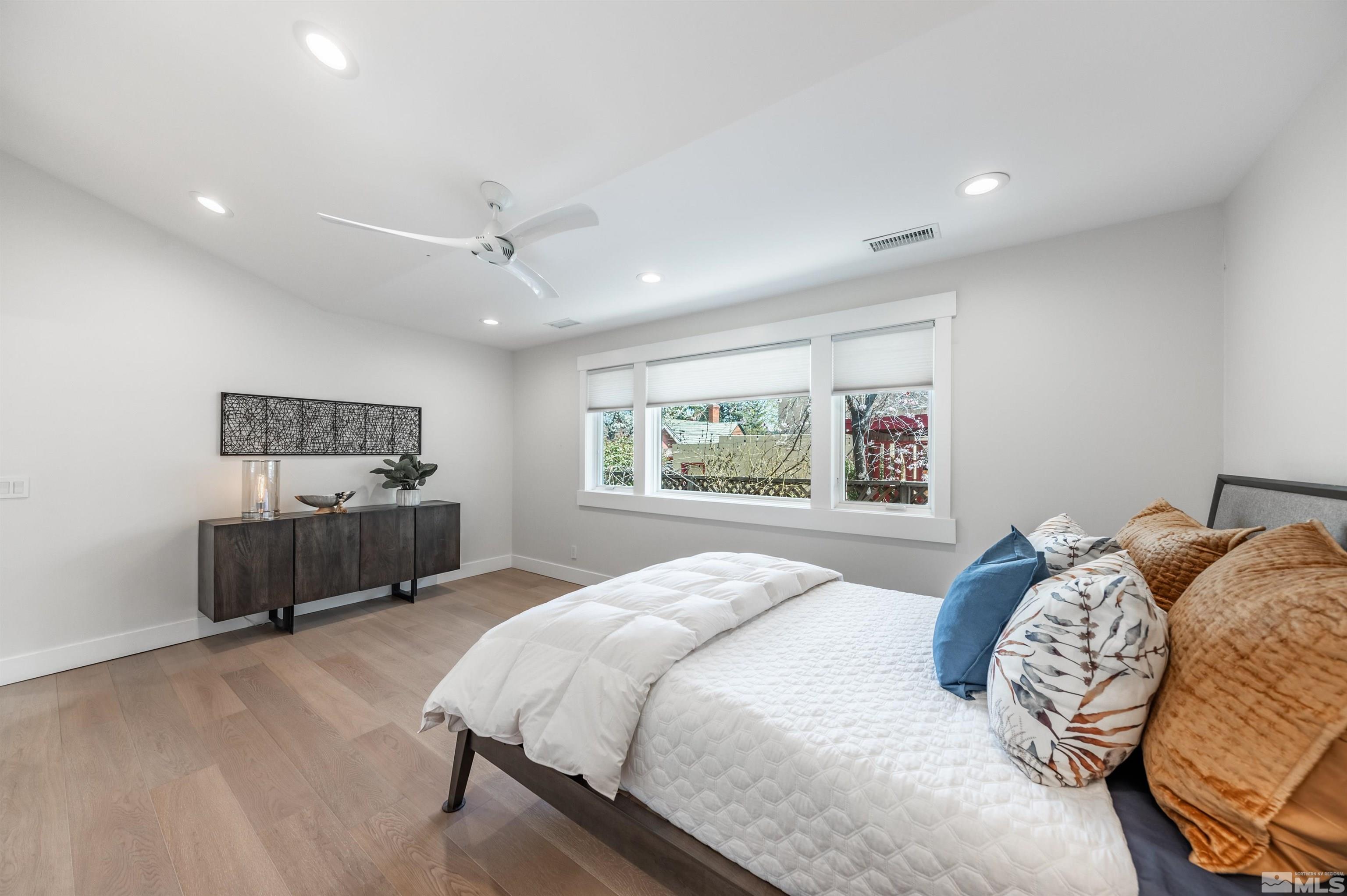 180 Mark Twain Avenue Reno, NV 89509 - Photo 17 of 29 Photo 19