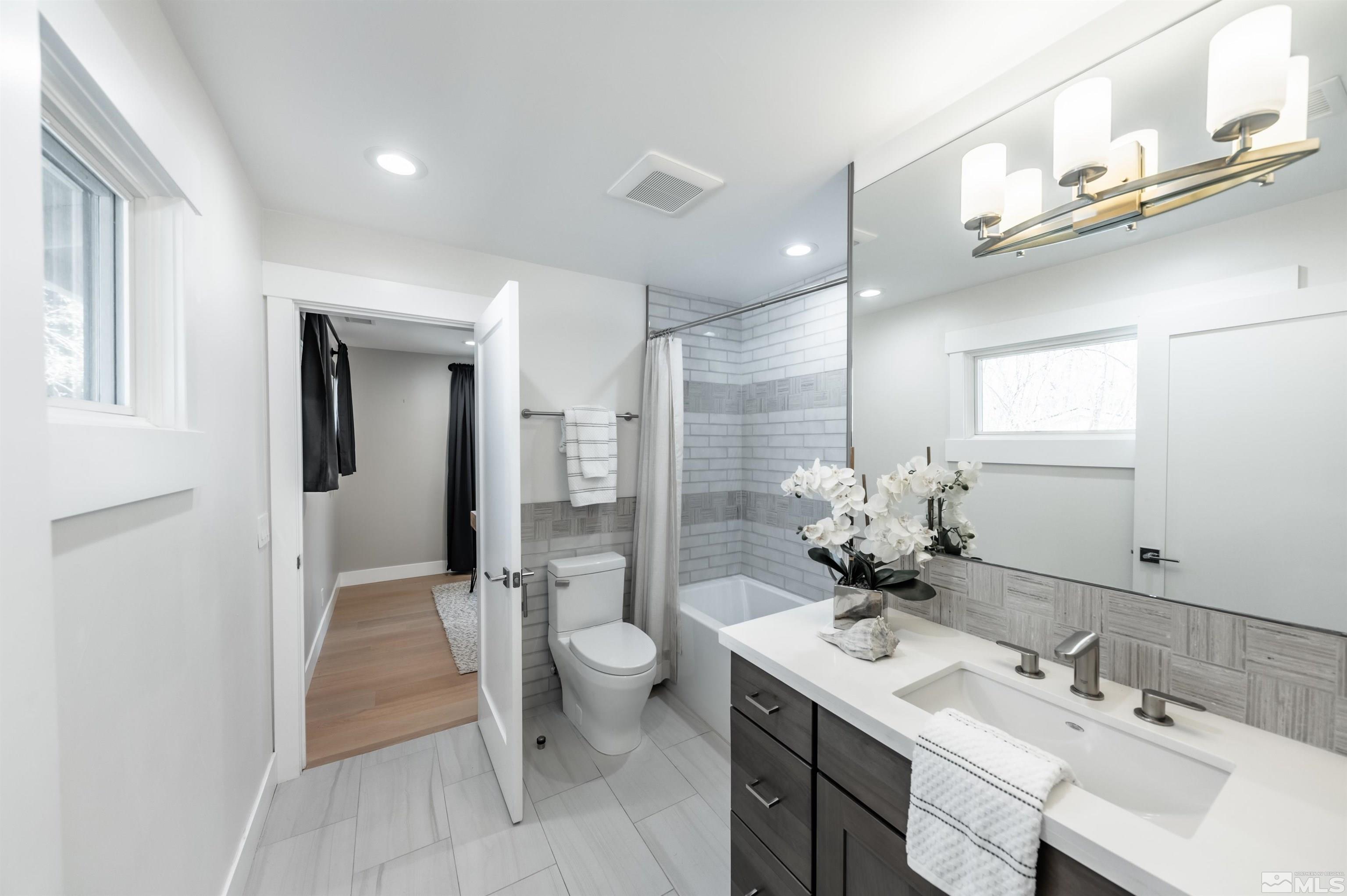180 Mark Twain Avenue Reno, NV 89509 - Photo 22 of 29 Photo 24