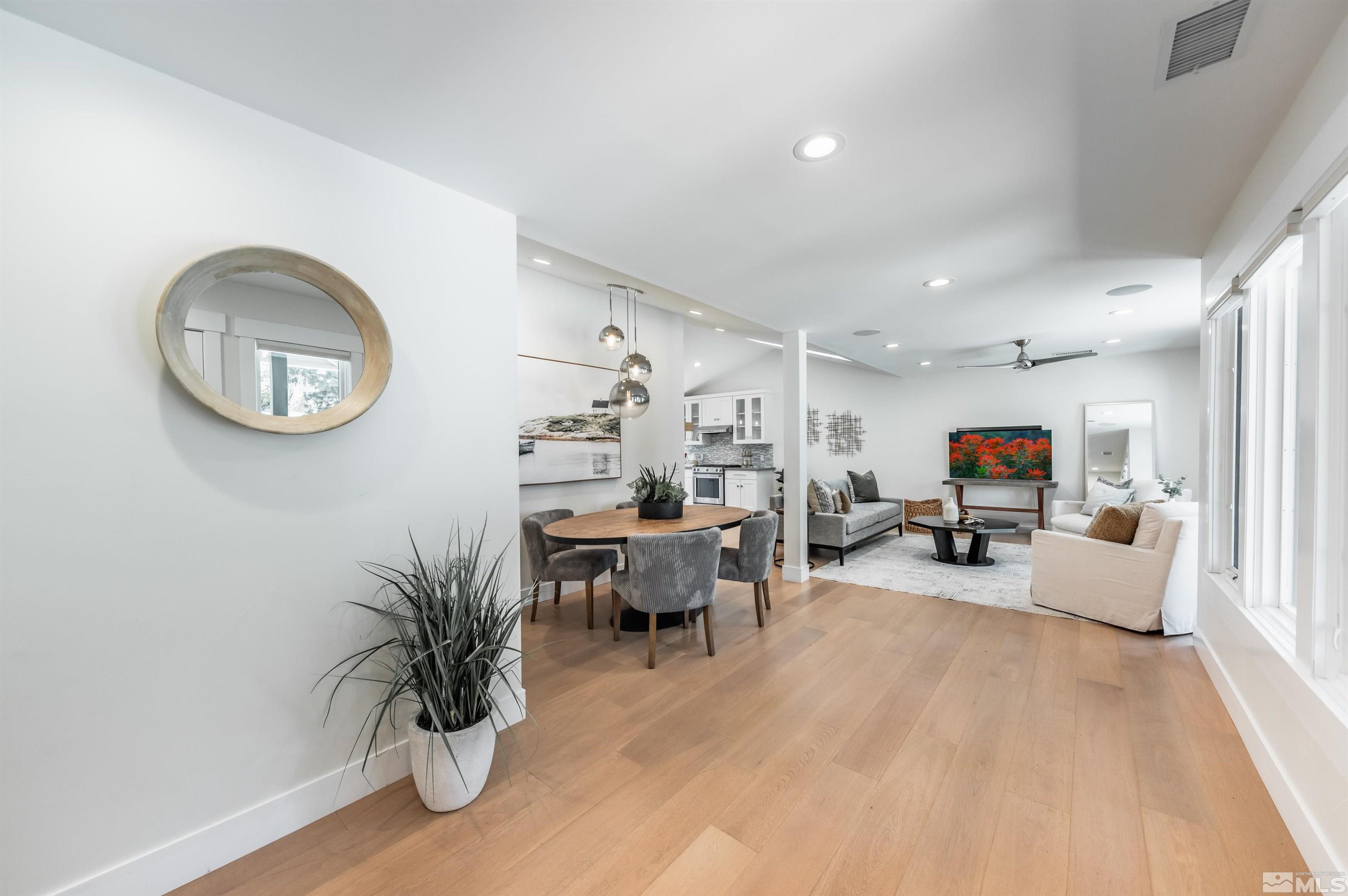 180 Mark Twain Avenue Reno, NV 89509 - Photo 4 of 29 Photo 6