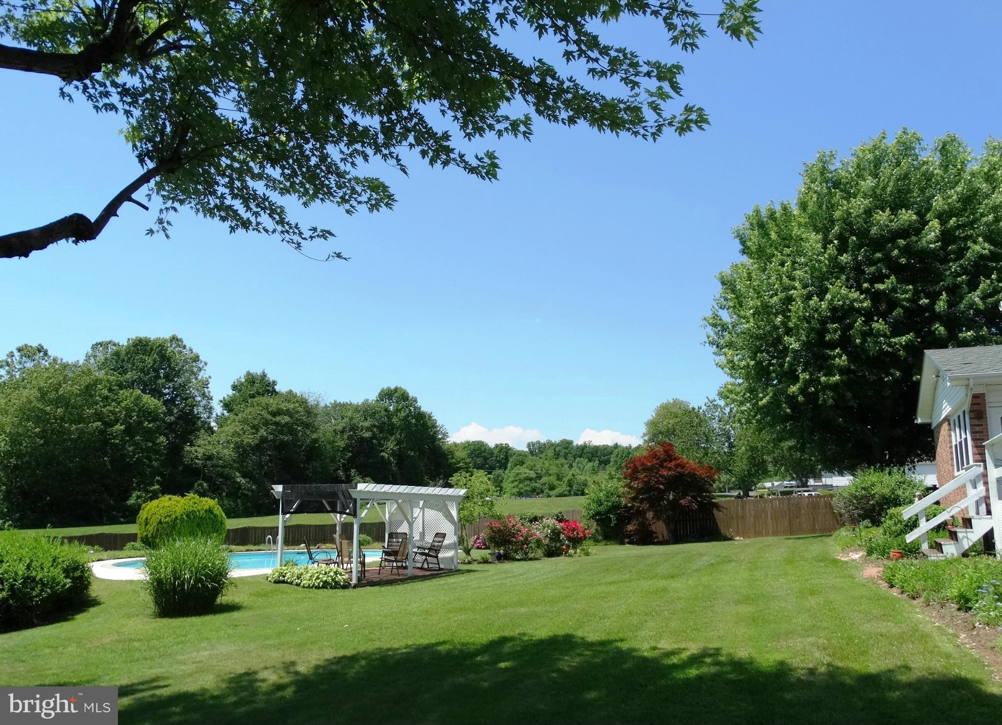 18116 South Merrimac Road Culpeper, VA 22701 - Photo 5 of 30 A Backyard Truly Meant To Enjoy!!
