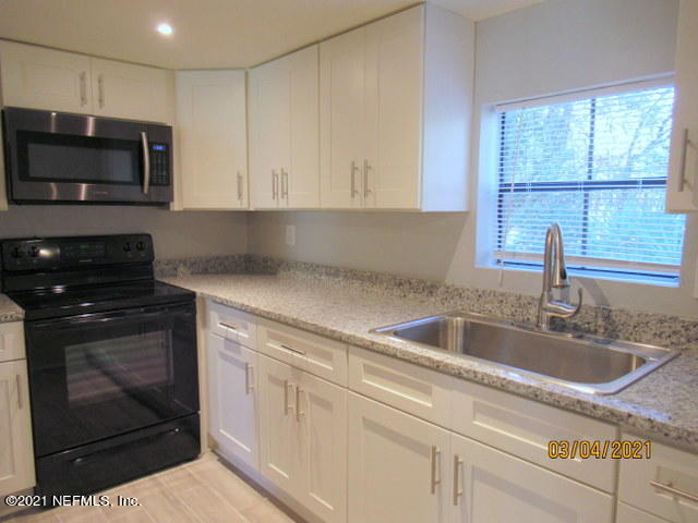 7662 Del Road Jacksonville, FL 32244 - Photo 4 of 31 IMG_0308
