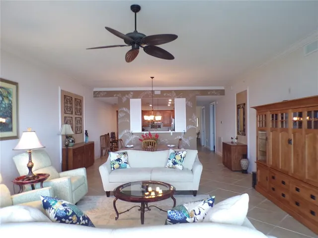 $2,700 | 95 North Marion Court, Unit 223, Punta Gorda, FL 33950