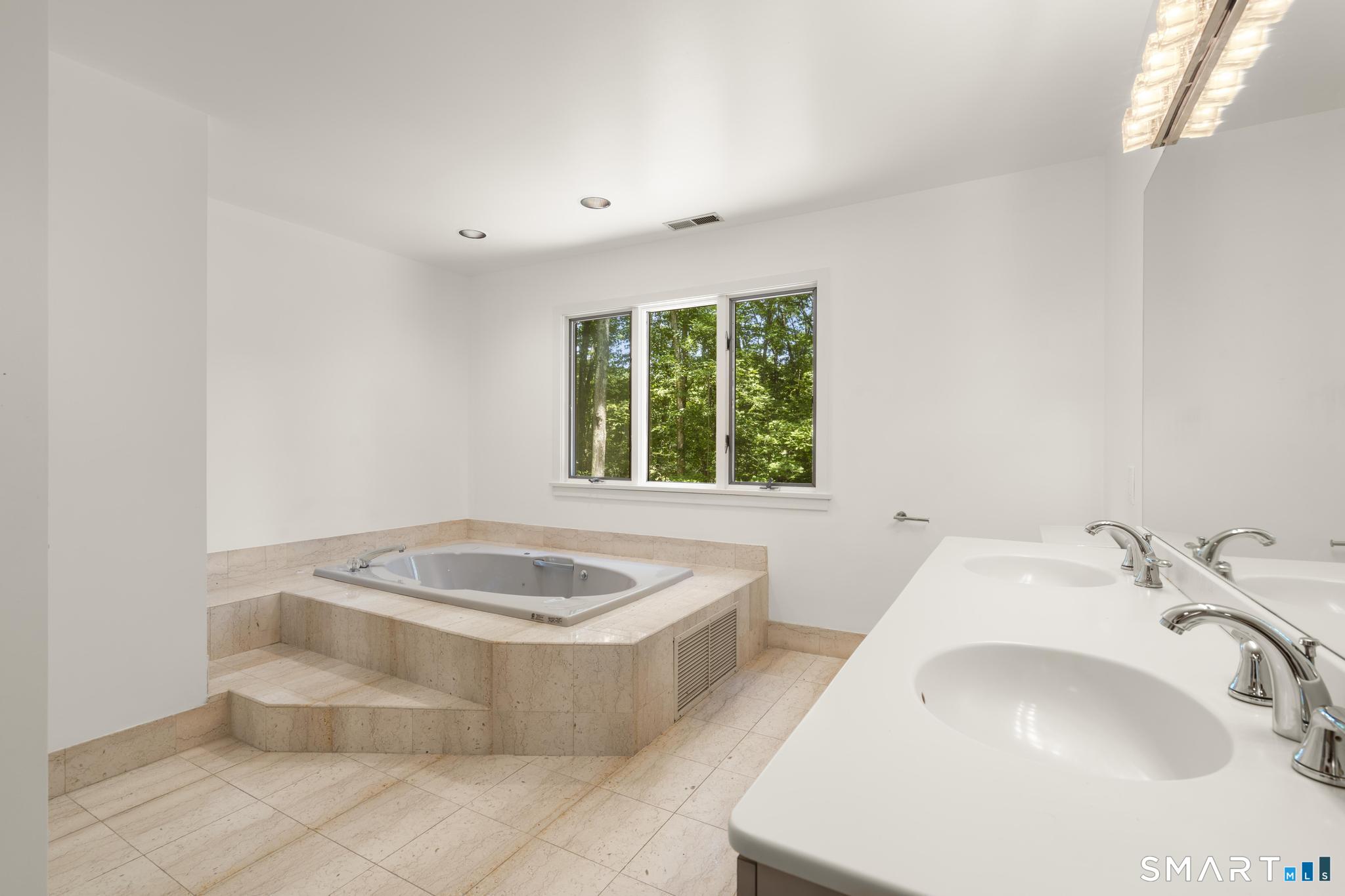 732 Den Road Stamford, CT 06903 - Photo 27 of 39