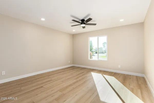 $415,000 | 1742 West Stella Lane, Phoenix, AZ 85015