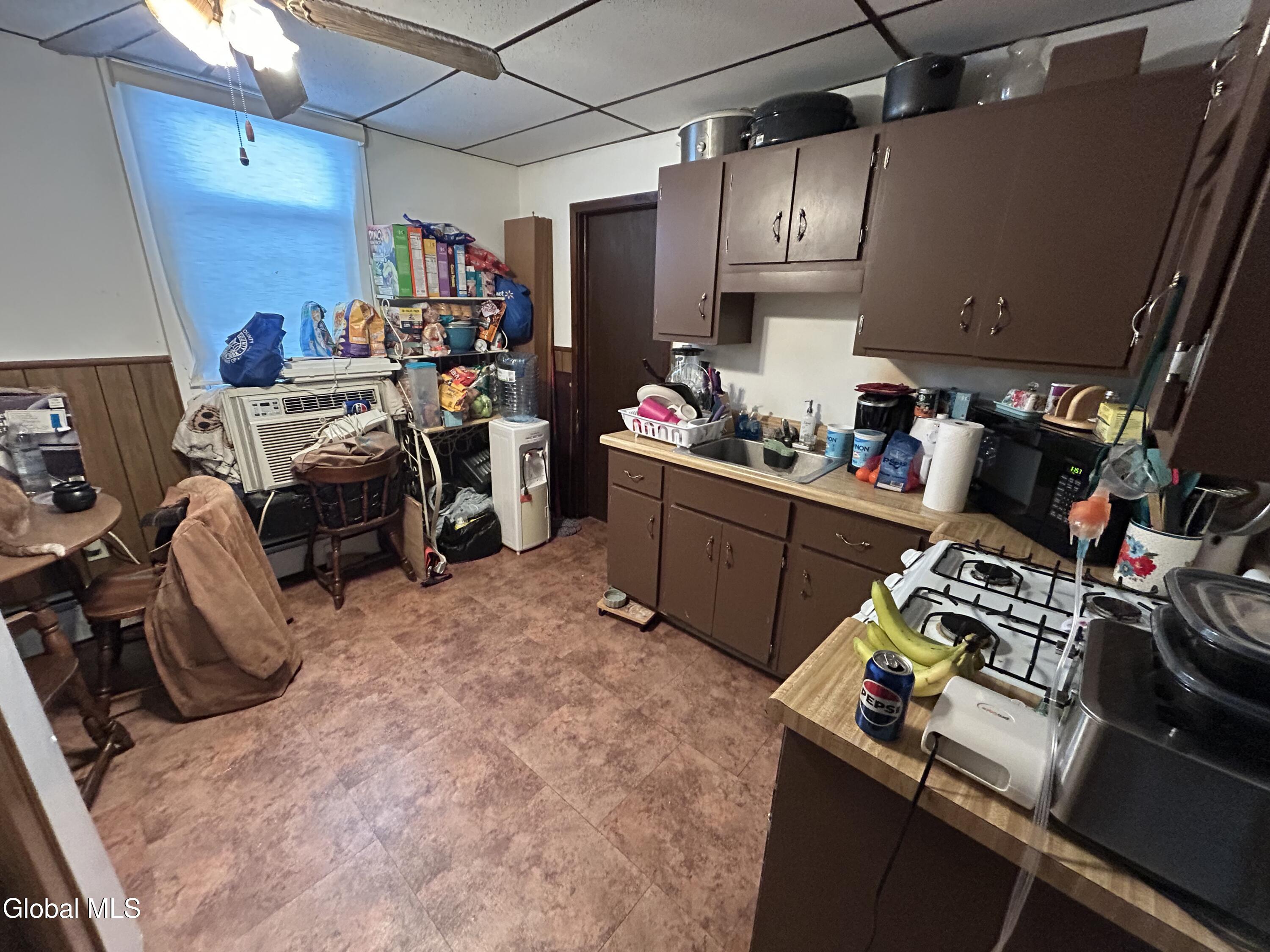 130 6th Avenue Troy, NY 12180 - Photo 23 of 32 IMG_3413