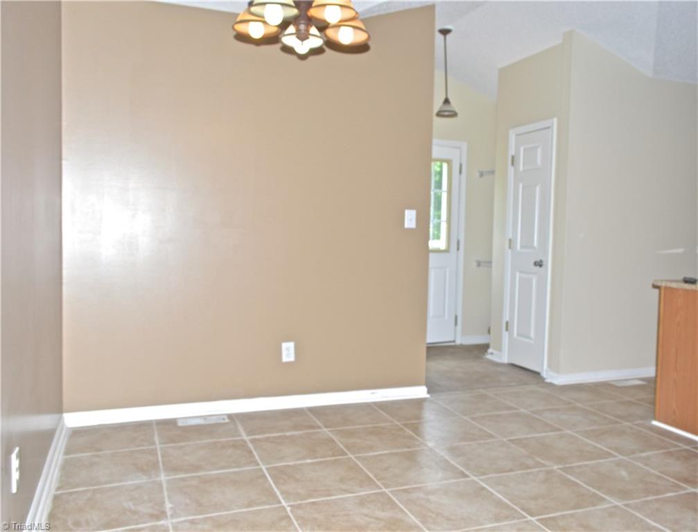 2657 Swicegood Road Linwood, NC 27299 - Photo 9 of 30 Dining area