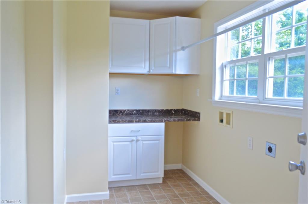 2657 Swicegood Road Linwood, NC 27299 - Photo 10 of 30 Laundry