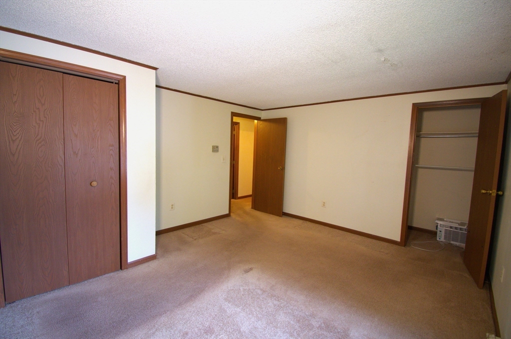 270 Sunderland Road, Unit 24 Worcester, MA 01604 - Photo 11 of 27