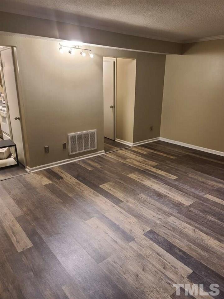 5859 Shady Grove Circle Raleigh, NC 27609 - Photo 12 of 24 Gallery Image 12