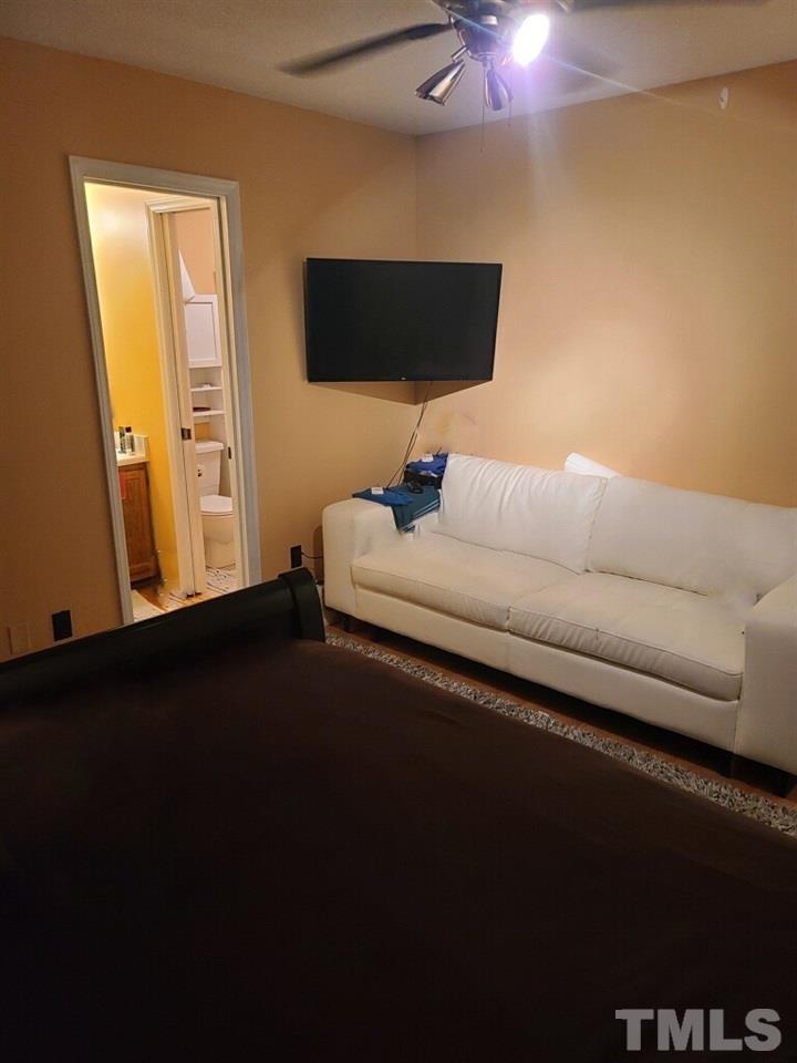 5859 Shady Grove Circle Raleigh, NC 27609 - Photo 19 of 24 Gallery Image 19