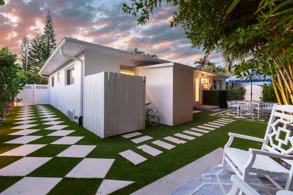 $10,000 | 7 Fayette Drive, Ocean Ridge, FL 33435