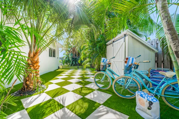 $10,000 | 7 Fayette Drive, Ocean Ridge, FL 33435