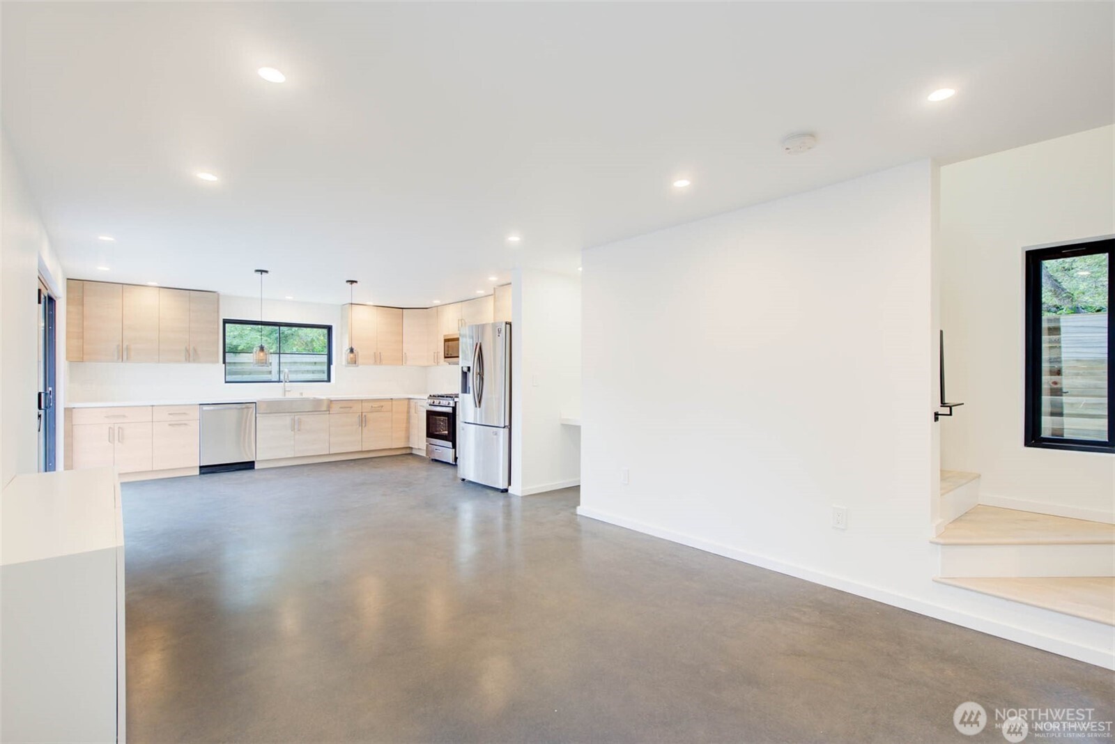 4606 Northeast 47th Street Seattle, WA 98105 - Photo 26 of 36