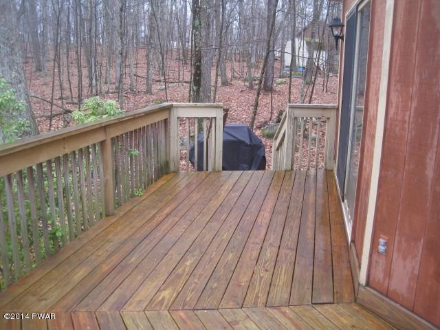 135 Tanager Road Lackawaxen, PA 18435 - Photo 40 of 49