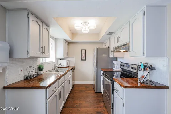 $1,500 | 3131 West Cochise Drive, Unit 204, Phoenix, AZ 85051