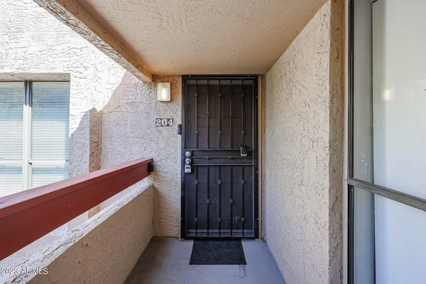 $1,500 | 3131 West Cochise Drive, Unit 204, Phoenix, AZ 85051