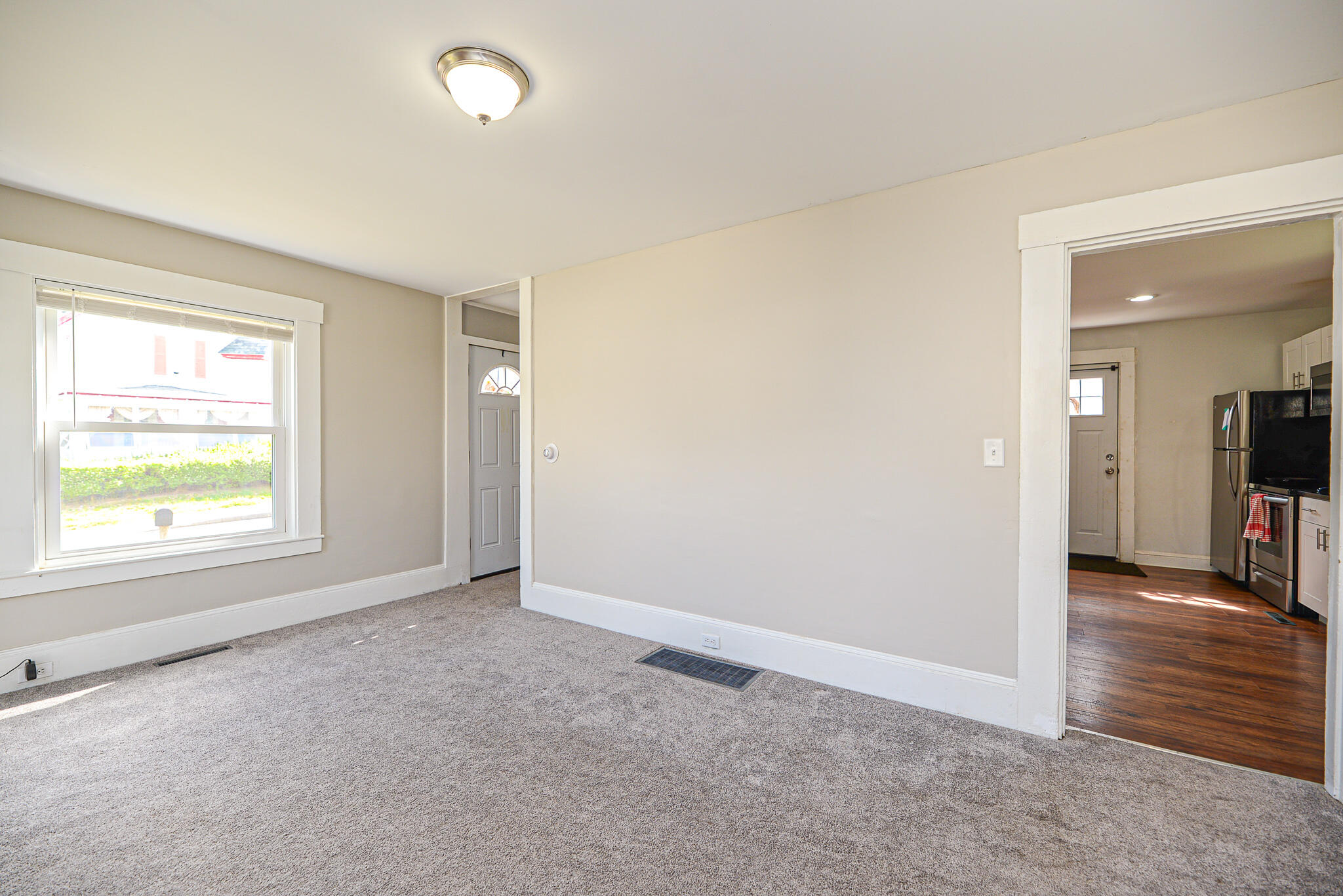 69 Rochester Street Berwick, ME 03901 - Photo 17 of 33 SRS_0717