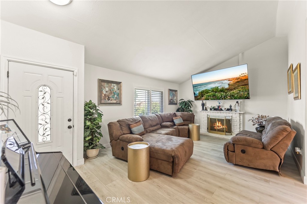9684 Hemlock Street Rancho Cucamonga, CA 91730 - Photo 5 of 29