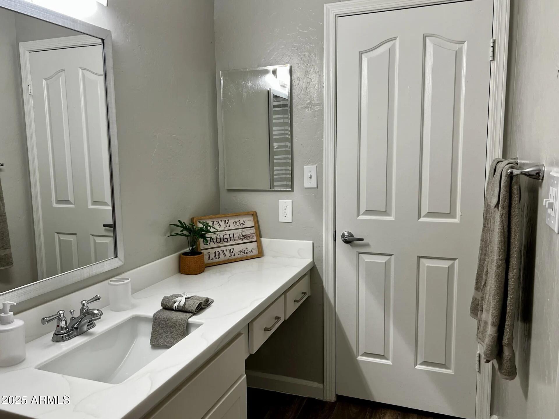 7333 East Chaparral Road, Unit 1 Scottsdale, AZ 85250 - Photo 5 of 17 Bathroom