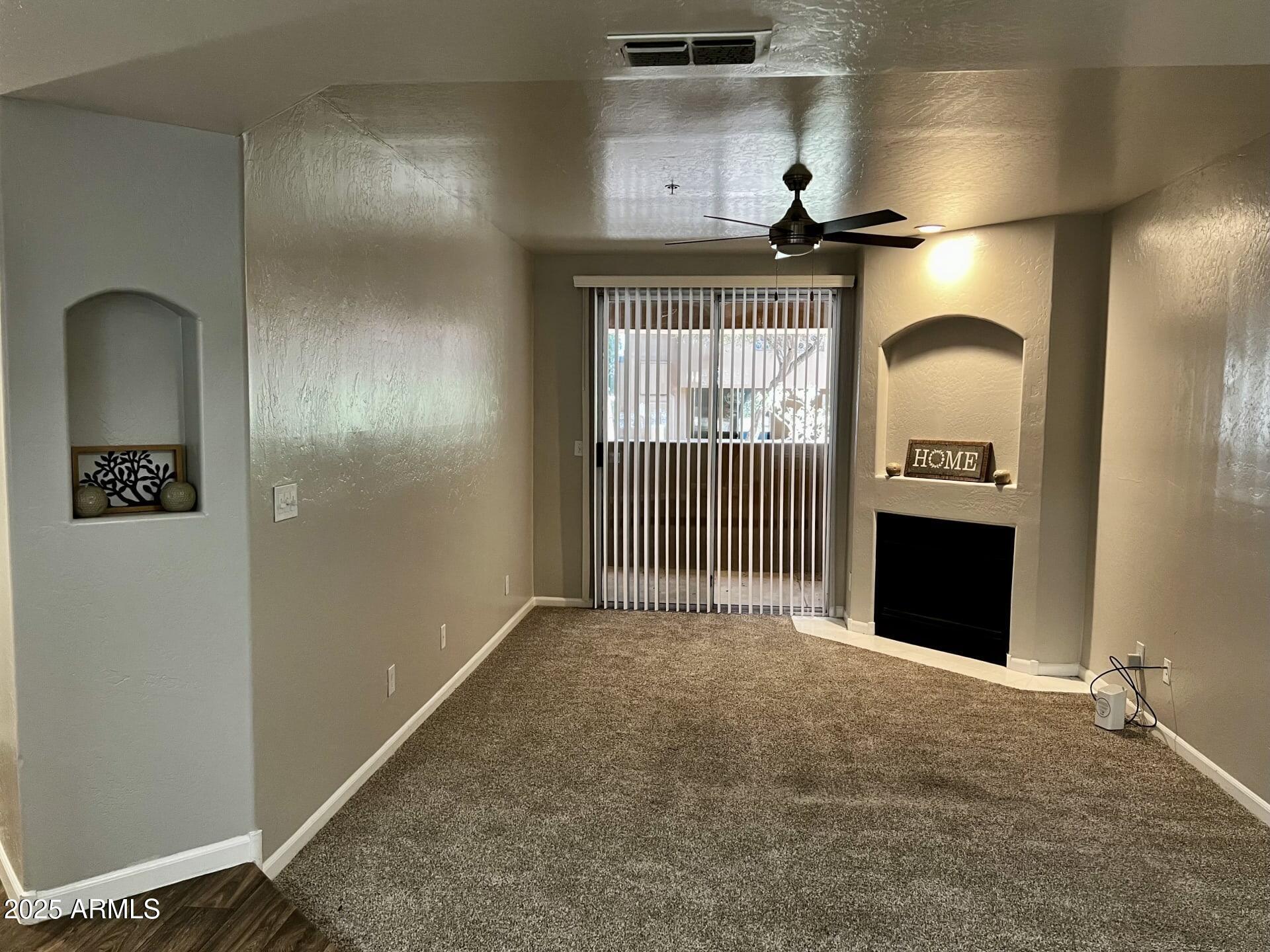 7333 East Chaparral Road, Unit 1 Scottsdale, AZ 85250 - Photo 6 of 17 Living Room